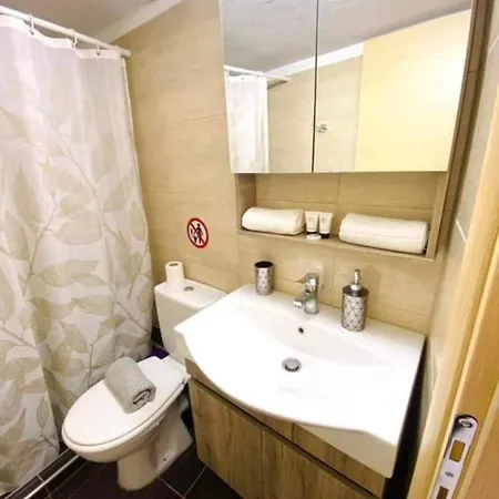 Jasmin Brown アパート